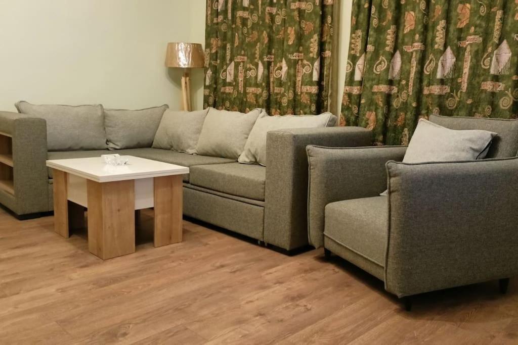 Flat 22 Daire Tiflis Dış mekan fotoğraf