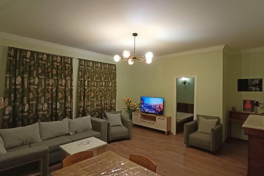 Flat 22 Daire Tiflis Dış mekan fotoğraf